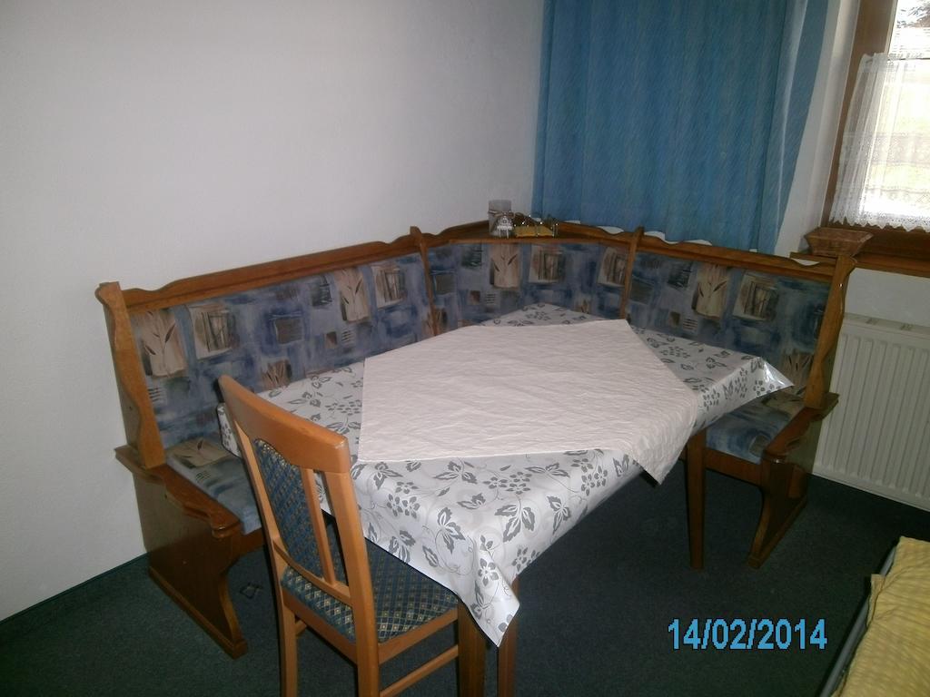 Gaestehaus Hirschenhof Sölden Habitación foto